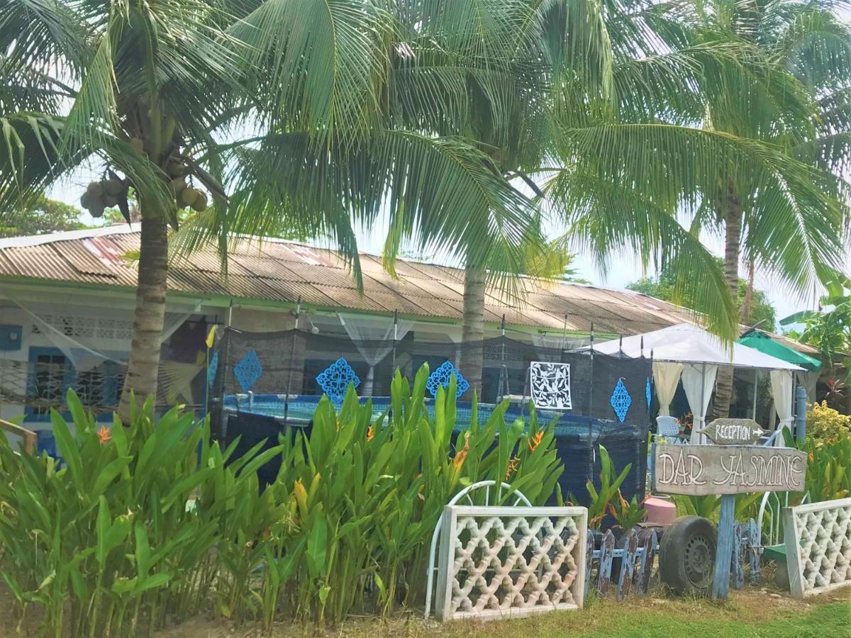 Dar Yasmine Motel Pantai Cenang (Langkawi) Exterior foto